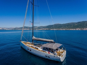 Yacht Hanse 588 MISCHIEF  foto: Croatia Yachting