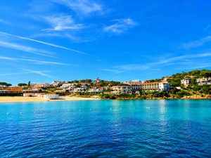 Archipelag La Maddalena - obowiązkowy punkt rejsu po Sardynii | Charter.pl foto: Katarzyna Kowalska