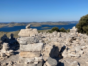 Widok na Park Narodowy Kornati - żeglarska perła Chorwacji | Charter.pl foto: Katarzyna Kowalska