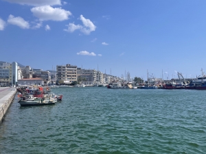 Droga z dworca KTEL do portu Volos | Charter.pl foto: Katarzyna Kowalska