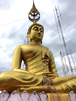Wat Tham Suea czyli Świątynia Jaskini Tygrysa | Charter.pl foto: Kasia Koj