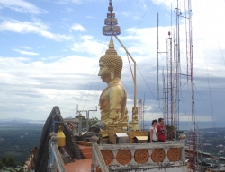 Wat Tham Suea czyli Świątynia Jaskini Tygrysa | Charter.pl foto: Kasia Koj