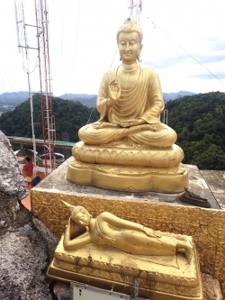 Wat Tham Suea czyli Świątynia Jaskini Tygrysa | Charter.pl foto: Kasia Koj