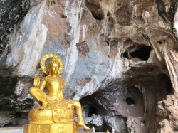 Wat Tham Suea czyli Świątynia Jaskini Tygrysa | Charter.pl foto: Basia