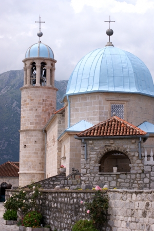 Wyspa Matki Boskiej na Skale, Czarnogóra foto: Benek