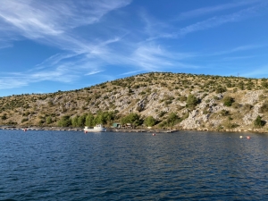Rzeka Krka - jedna z najpiękniejszych dróg wodnych Chorwacji | Charter.pl foto: Katarzyna Kowalska