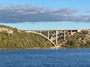 Rzeka Krka - jedna z najpiękniejszych dróg wodnych Chorwacji | Charter.pl foto: Katarzyna Kowalska