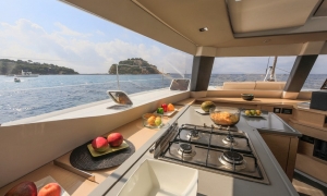 Katamaran Saba 50 | Charter.pl foto: www.fountaine-pajot.com