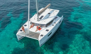 Katamaran Pajot 40 | Charter.pl foto: www.fountaine-pajot.com