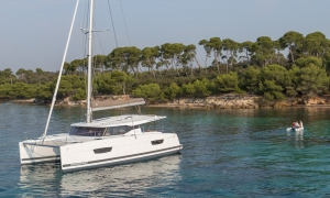 Katamaran Pajot 40 | Charter.pl foto: www.fountaine-pajot.com