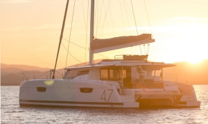 Katamaran Saona 47 | Charter.pl foto: www.fountaine-pajot.com