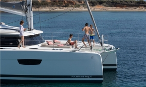 Katamaran Saona 47 | Charter.pl foto: www.fountaine-pajot.com