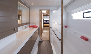 Katamaran Saona 47 | Charter.pl foto: www.fountaine-pajot.com