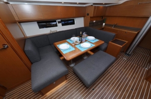 Bavaria Cruiser 57 | Charter.pl foto: www.pitter-yachting.com