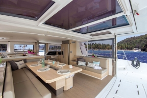 Katamaran Bali 5.4 | Charter.pl foto: www.bali-catamarans.com