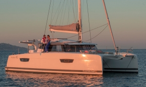 Astréa 42 | Charter.pl foto: www.fountaine-pajot.com