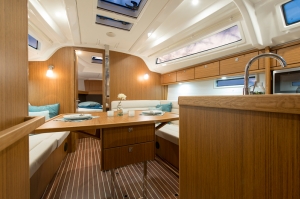 Bavaria Cruiser 37 | Charter.pl foto: www.bavariayachts.com