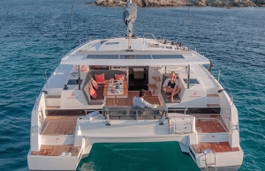 Katamaran Isla 40 | Charter.pl foto: www.catamarans-fountaine-pajot.com