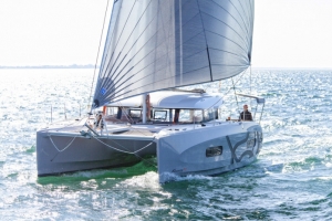  foto: https://excess-catamarans.com/