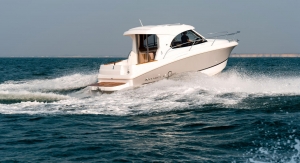 Beneteau Antares 8 | Charter.pl foto: www.beneteau.com