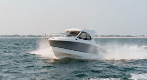 Beneteau Antares 8 | Charter.pl foto: www.beneteau.com