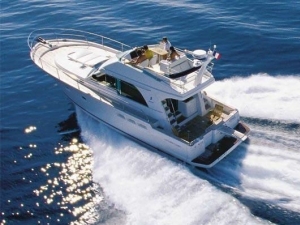 Beneteau Antares 13.80 | Charter.pl foto: www.beneteau.com