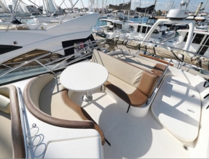 Jeanneau, Prestige 46 Fly | Charter.pl foto: www.masteryachting.hr