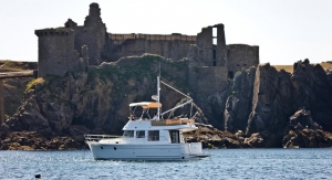 Swift Trawler 34 Fly | Charter.pl foto: www.beneteau.com