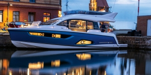 Sealine F430 | Charter.pl foto: www.hanseyachtsag.com