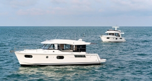 Jacht motorowy Swift Trawler 41 Sedan | Charter.pl foto: www.beneteau.com