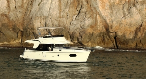 Jacht motorowy Swift Trawler 35 | Charter.pl foto: www.beneteau.com