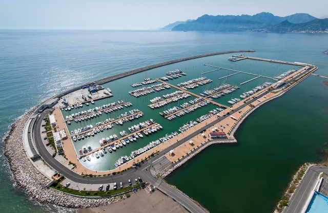 Salerno - Marina d'Arechi (Kampania)