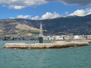Volos to tętniące życiem nadmorskie miasto położone nad Zatoką Pagasyjską, u stóp góry Pelion | Charter.pl foto: Katarzyna Kowalska