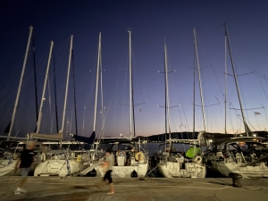 Volos to tętniące życiem nadmorskie miasto położone nad Zatoką Pagasyjską, u stóp góry Pelion | Charter.pl foto: Katarzyna Kowalska