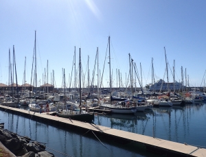 Marina San Sebastian na wyspie La Gomera | Charter.pl foto: Kasia Kowalska