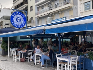 Promenada w porcie Kavala | Charter.pl foto: Katarzyna Kowalska