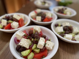 Rejs morski połączony ze szkoleniem manewrowym na patent jachtowego sternika morskiego w Grecji | Charter.pl foto: Katarzyna Kowalska