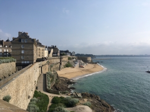 Saint-Malo również przywitało nas słonecznie | Charter.pl foto: Katarzyna Kowalska