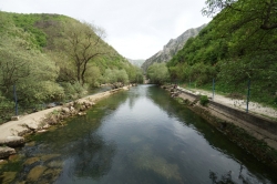 Kanion Matka największa atrakcja turystyczna Macedonii | Charter.pl foto: załoga s/y George