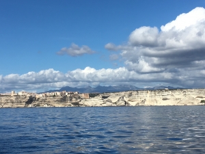 Z Bonifacio wróciliśmy na Sardynię, obierając kurs na rezerwat La Maddalena | Charter.pl foto: Katarzyna Kowalska