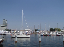 Targi żeglarskie Wiatr i Woda na wodzie, Gdynia 2014 foto:  Kasia 