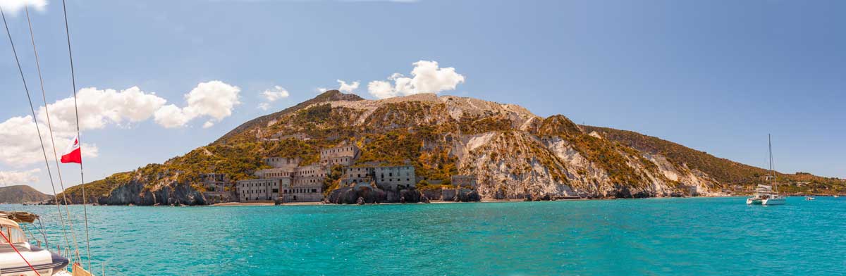 Kąpiel u wybrzeży Lipari - Wyspy Liparyjskie